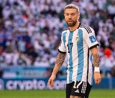 戈麦斯：斯卡洛尼很好的围绕梅西组建了一支球队，他们会为他拼命