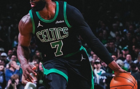 塔图姆20+14+7布朗划水，二轮中锋半场22分，绿军送奇才11连败