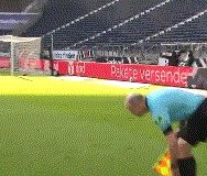 星空体育app-【德甲】镰田大地传射 莱万破门 拜仁1比2法兰克福