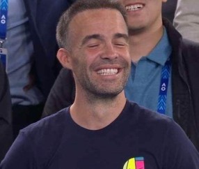 星空体育app下载-张奔斗：打动里巴的，是郑钦文的天赋更是她的努力